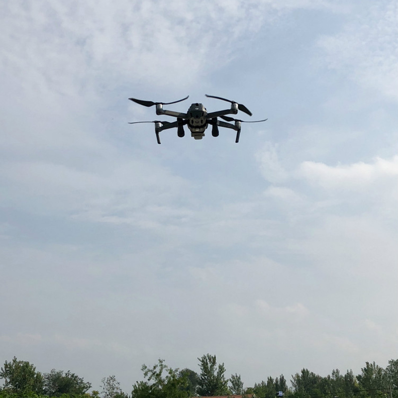 الطائرة بدون طيار ليلة الطيران - مراجعة Drone Dji Rc Pro وسعره